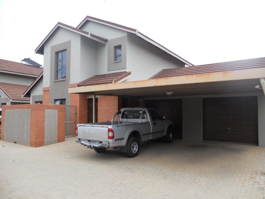 3 Bedroom Property for Sale in Universitas Free State